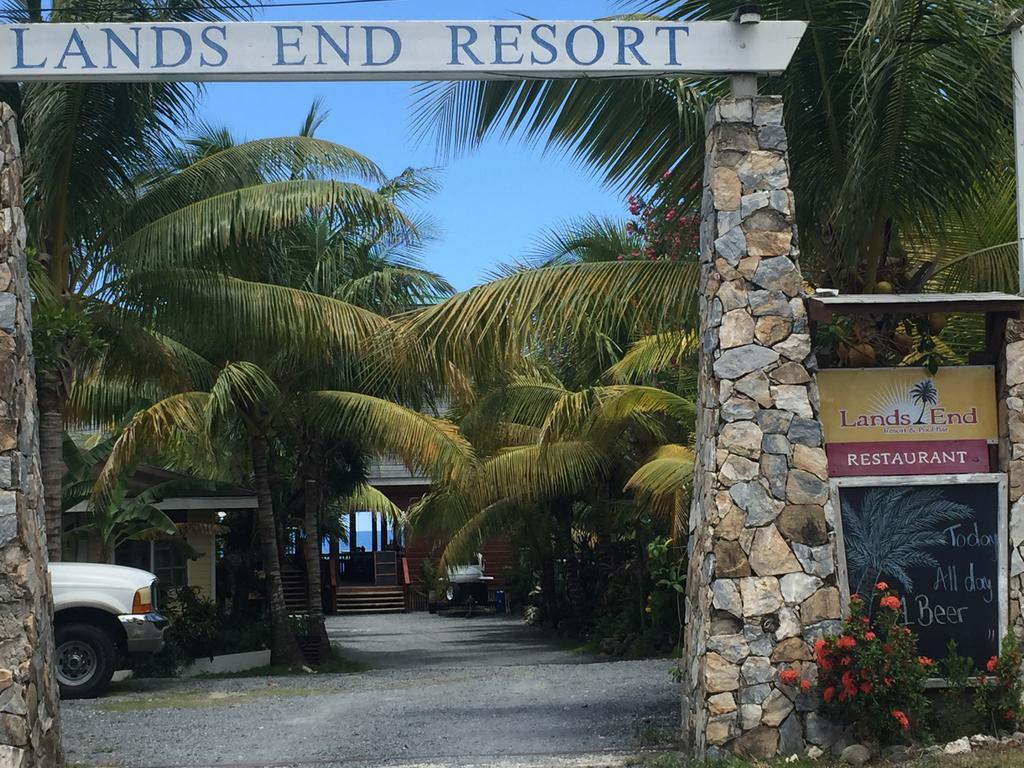 Hotel Lands End à West End Extérieur photo
